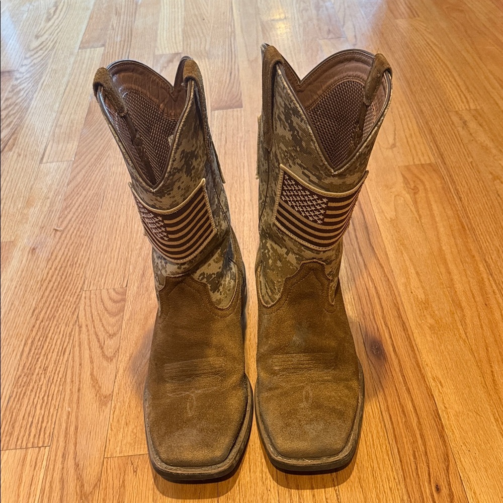 Ariat Men's Camo and Brown Boots
